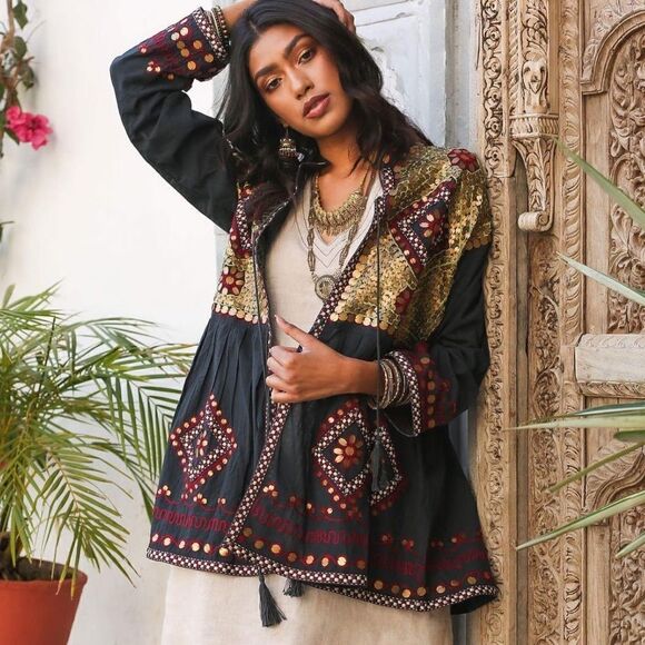 adrift Jackets & Blazers - NEW ✨ Adrift Australia Naveen Jacket In Sequin XS